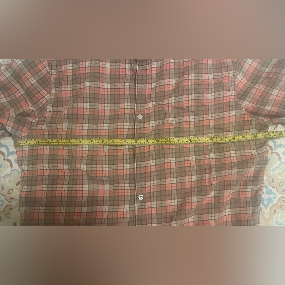 Old Navy Rose and Tan Casual Button Down Shirt - Picture 5 of 8